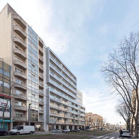 Lovelystay - 1Br Flat With Stunning Views Over Porto Vila Nova de Gaia Exterior photo