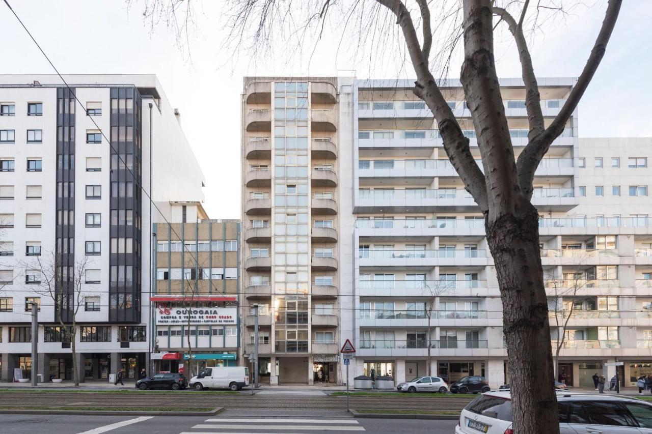 Lovelystay - 1Br Flat With Stunning Views Over Porto Vila Nova de Gaia Exterior photo