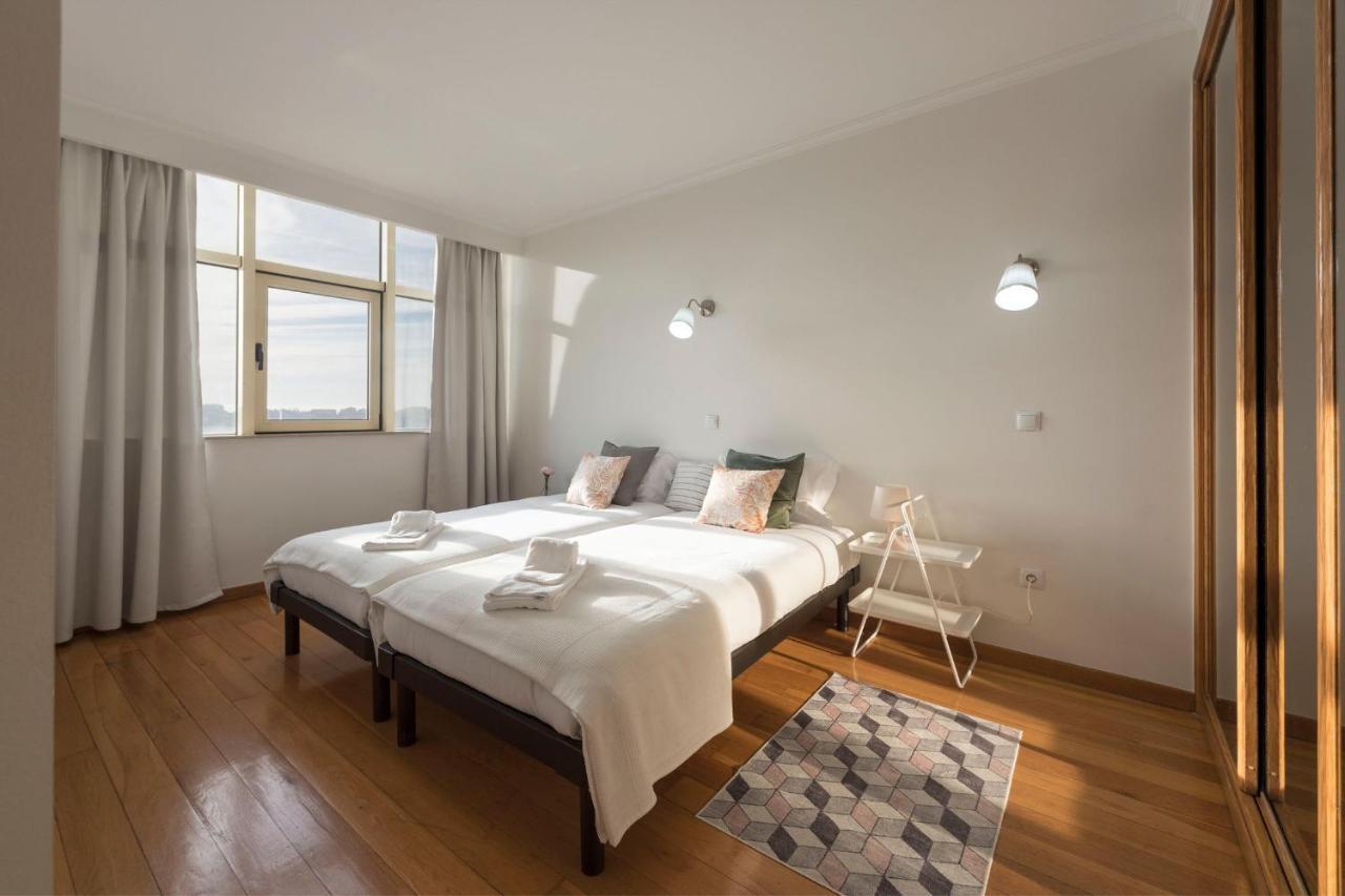 Lovelystay - 1Br Flat With Stunning Views Over Porto Vila Nova de Gaia Exterior photo
